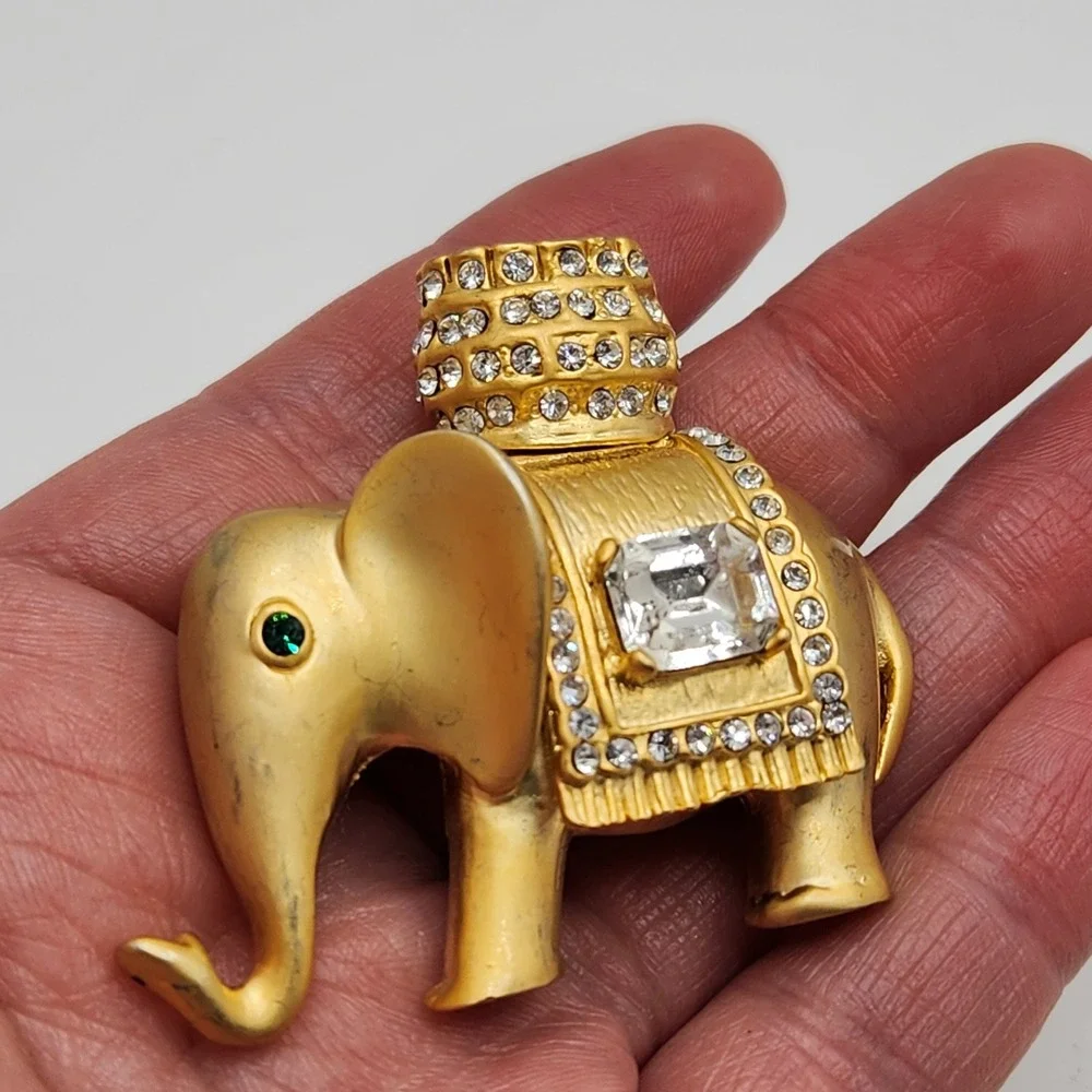 Vintage Elephant Brooch Set Gold Tone Rhinestone Crystal Animal Pins 2pc‎